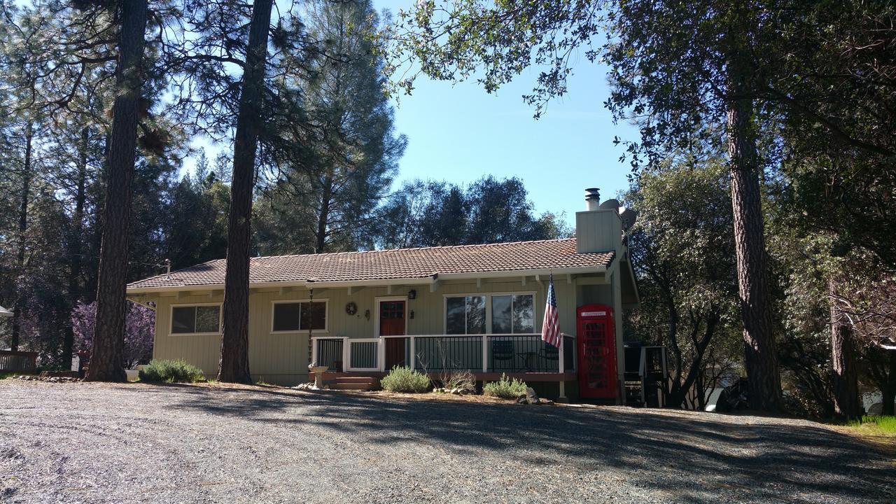 Lovely Mountain Lake Chalet By Yosemite: Equipped! Гроувланд Екстериор снимка
