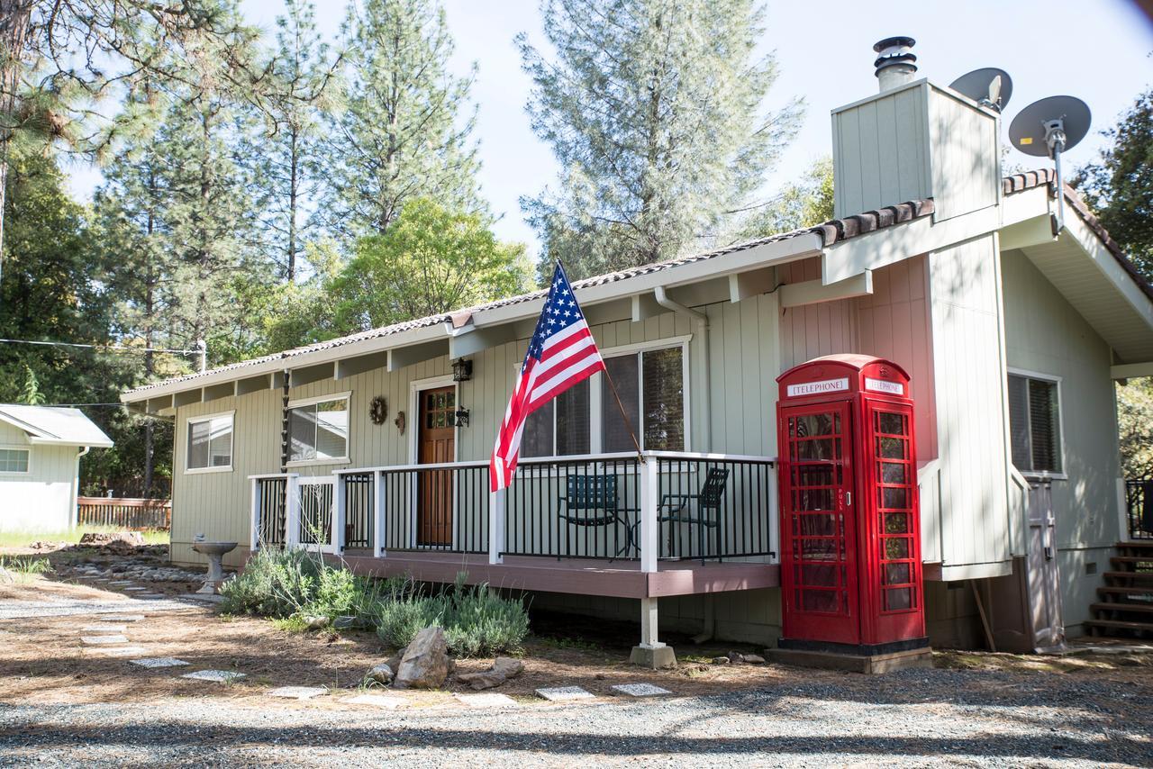Lovely Mountain Lake Chalet By Yosemite: Equipped! Гроувланд Екстериор снимка